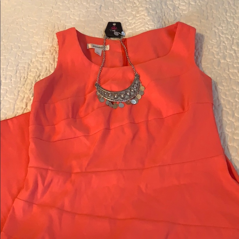Dress - Picture 4 of 4